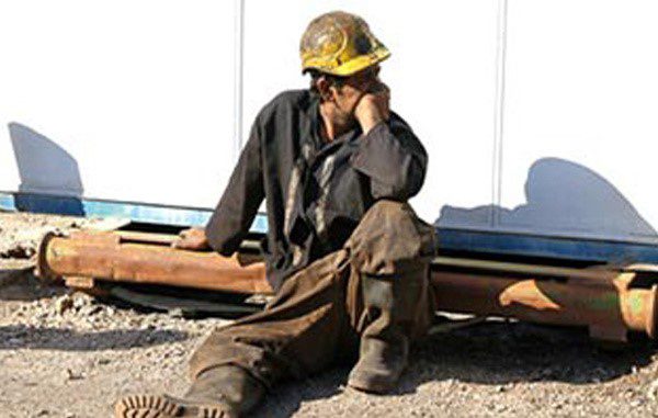 نگاهی به وضعیت کار و دستمزد کارگران در ایران